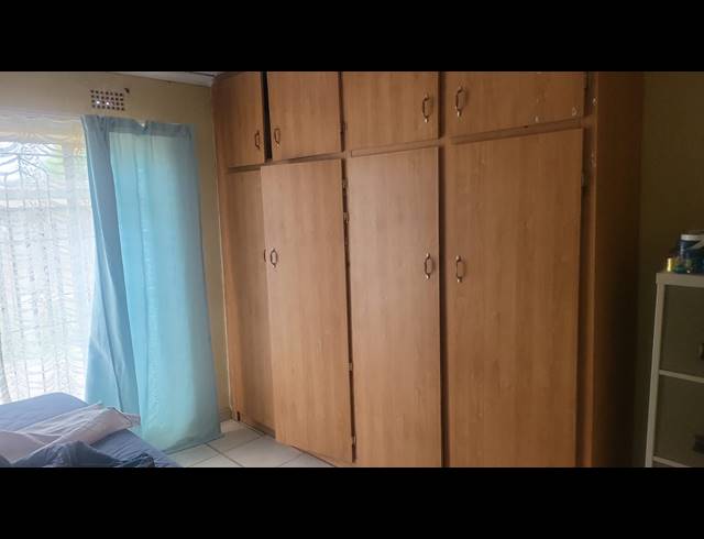 3 BEDROOM FREESTANDING FOR SALE IN KANANA